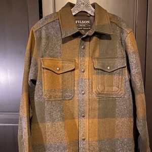 Filson Mackinaw Jac Shirt Dark Military Small